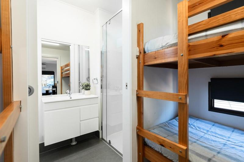 Adelaide Caravan Park - Aspen Holiday Parks الغرفة الصورة